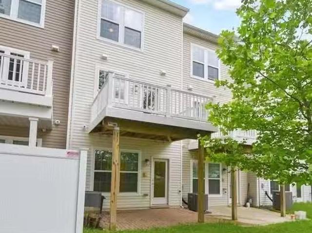 Condo for rent in Glen Burnie