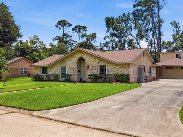 House for sale in Dickinson, Texas