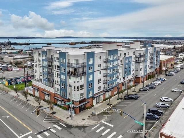 Condo for sale in Everett, Snohomish County