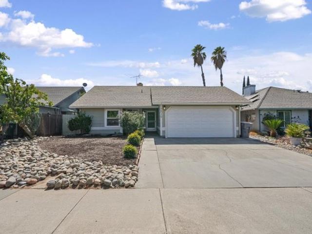 House for sale in Riverbank, Stanislaus County