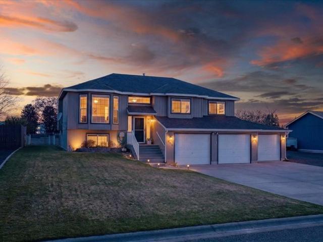 House for sale in Greenacres, Washington