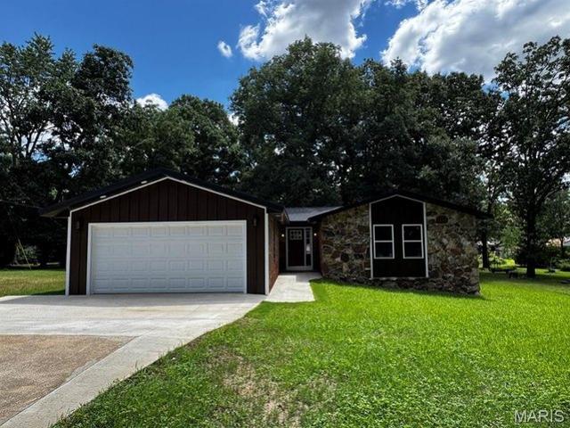 House for sale in Poplar Bluff, Missouri