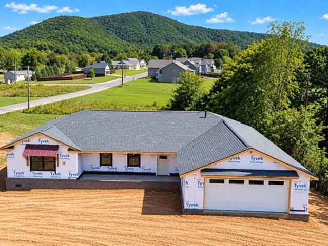 House for sale in Sevierville, East Tennessee