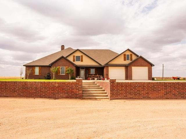 House for sale in Seagraves, Texas
