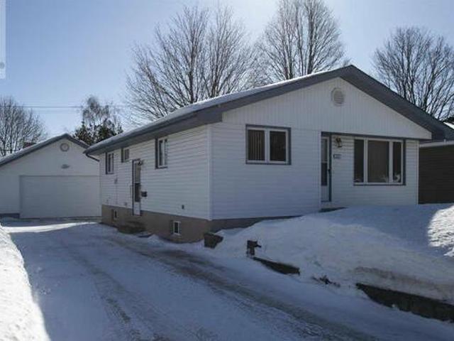 House for sale in Sault Sainte Marie, Ontario