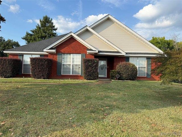 House for sale in Elmore, Alabama