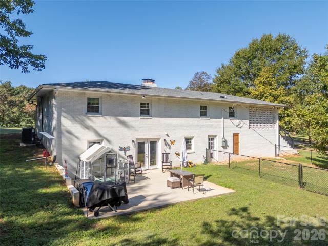 House for sale in Harris, Forest City