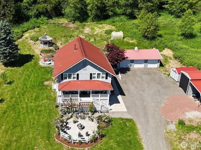 House for sale in Mossyrock, Washington
