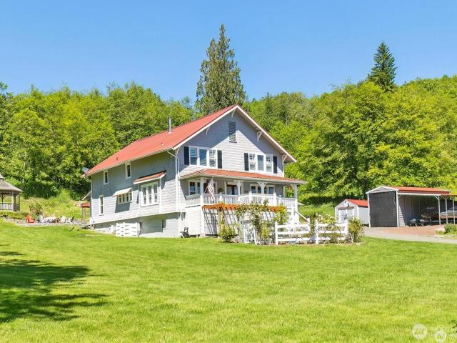 House for sale in Mossyrock, Washington