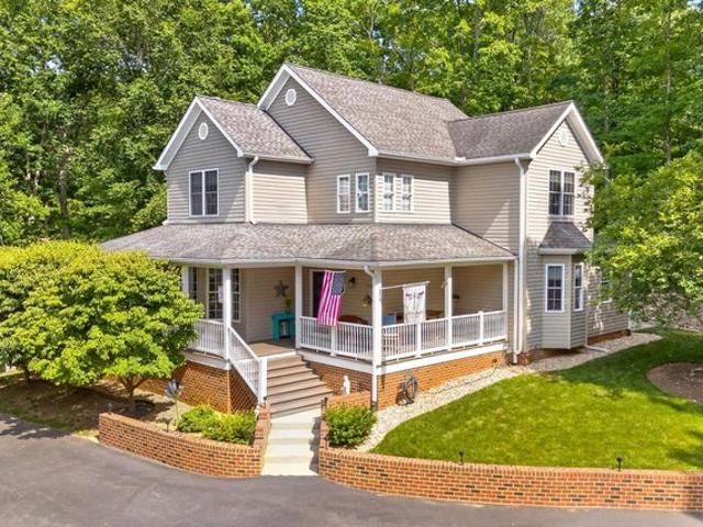House for sale in Virginia