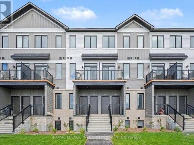 Townhouse for rent in Mulhurst Bay, Ontario