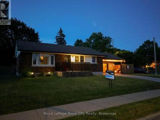 House for sale in Guelph, Ontario