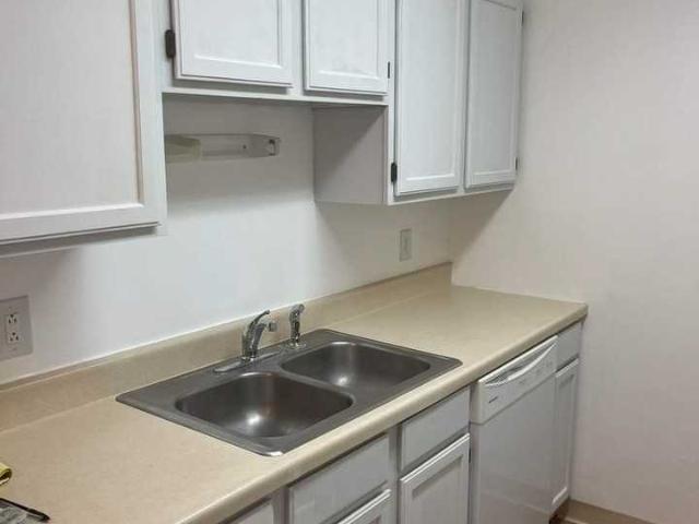 Apartment for rent in Falling Waters, West Virginia