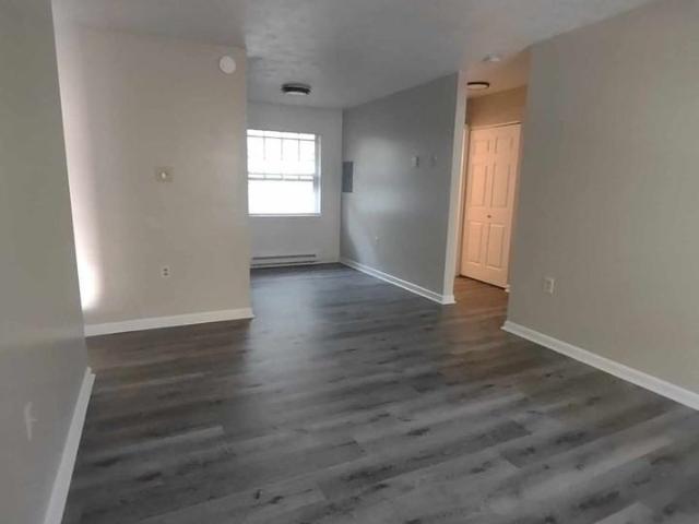 Apartment for rent in Falling Waters, West Virginia