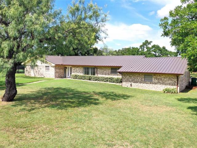 House for sale in Jacksboro, Texas