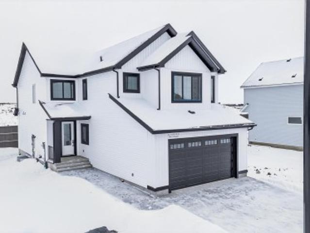 House for sale in Wedgewood, Alberta