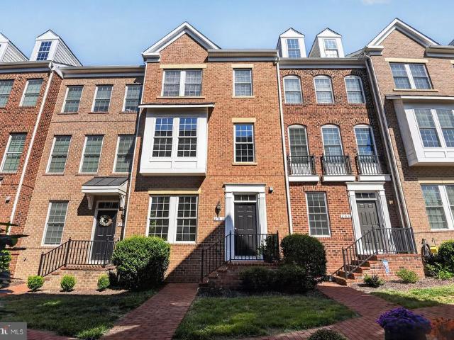 Townhouse for sale in Virginia
