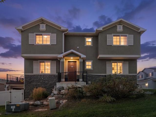 House for sale in Saratoga Springs, Utah