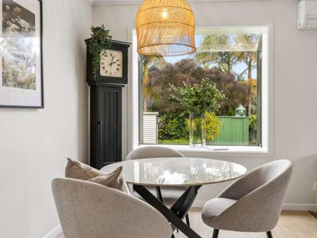 Apartment for sale in Panmure, Maungakiekie-Tāmaki