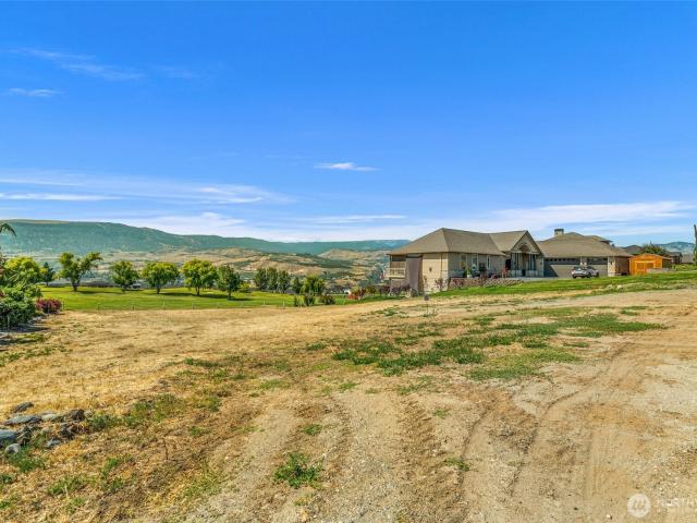 Land for sale in East Wenatchee, Washington