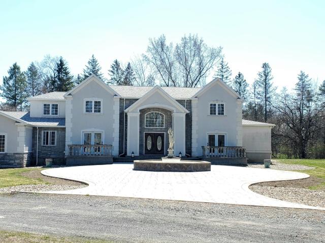 House for sale in Niskayuna, New York
