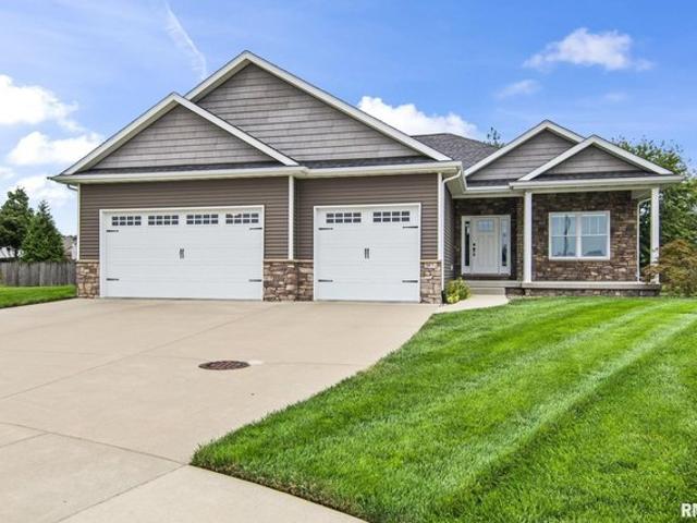 House for sale in Springfield, Illinois