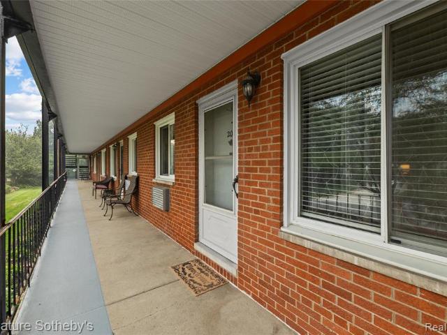 Condo for sale in Royal Oak, Michigan