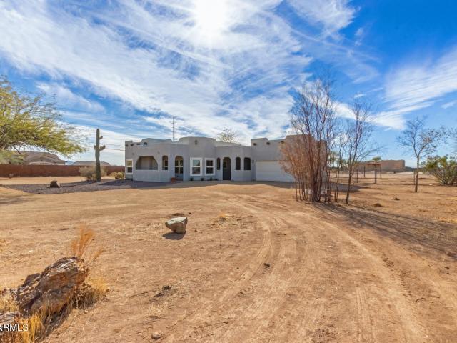 House for sale in Wittmann House for sale in Wittmann