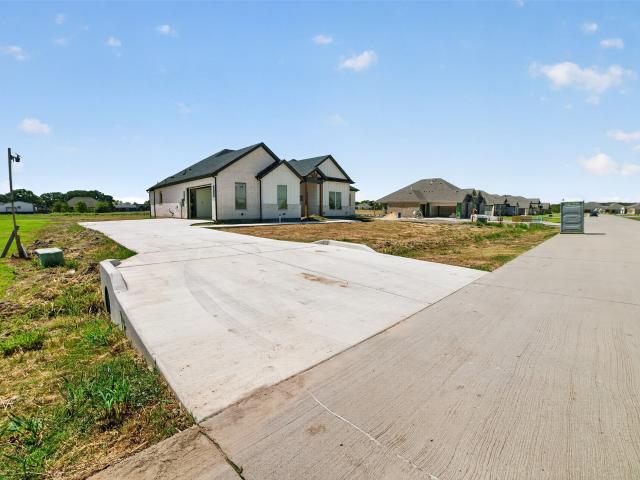 House for sale in Lone Oak, Hunt County
