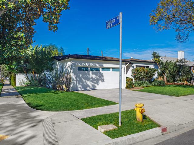 Property for sale in Canoga Park, California