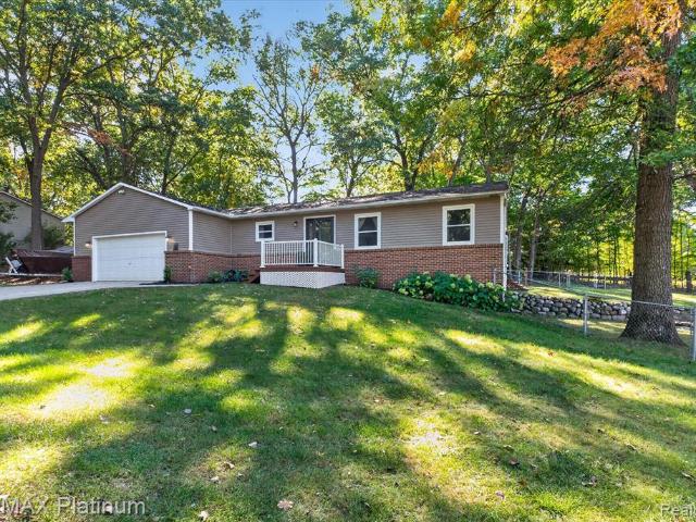 House for sale in Hamburg Township, Livingston County