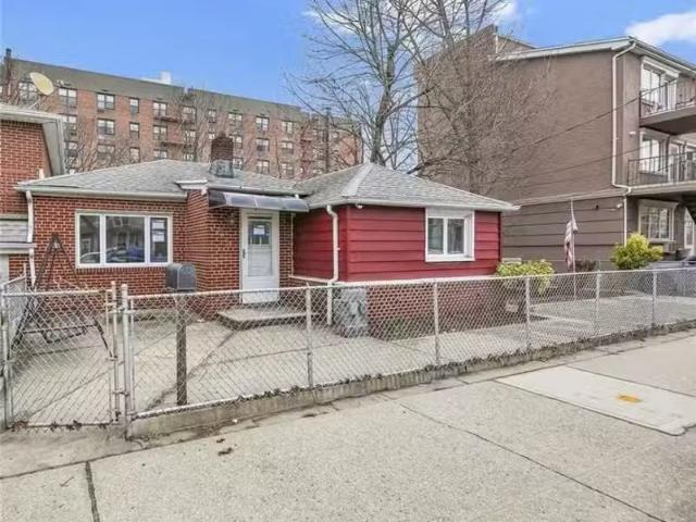 House for rent in Ridgewood