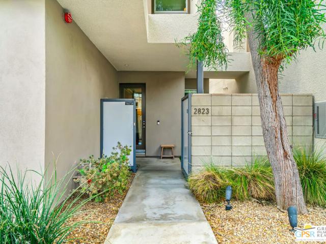 Townhouse for sale in Palm Springs, California