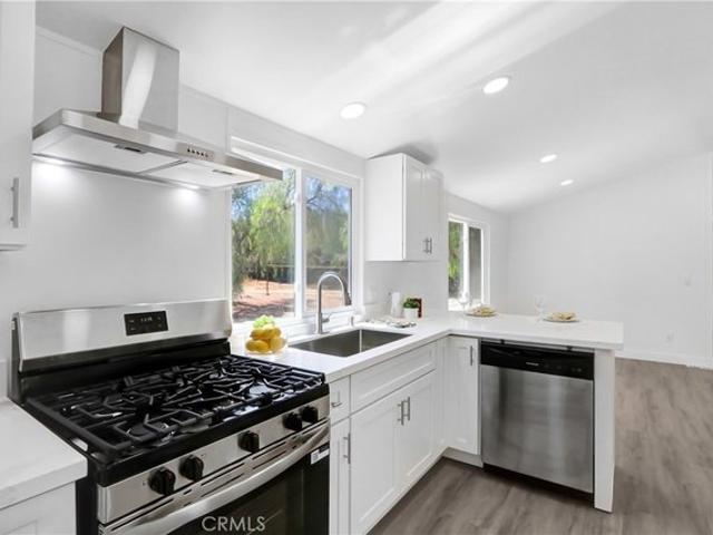 House for sale in Nuevo, California