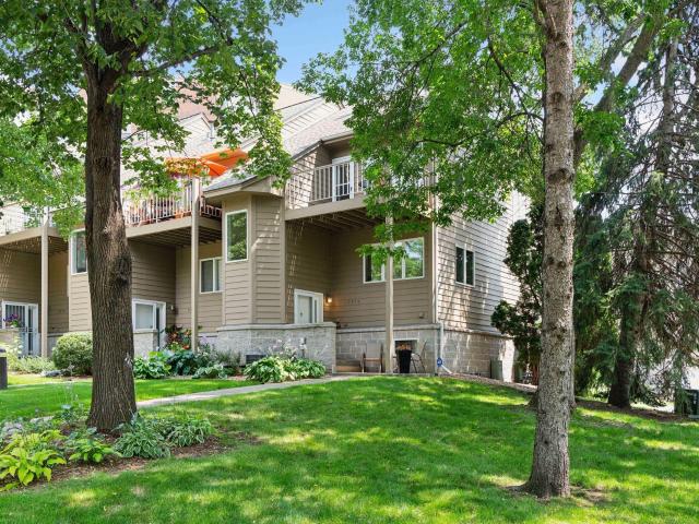 Townhouse for sale in Hennepin, Minnesota