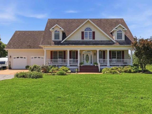 House for sale in Grantsburg, Illinois