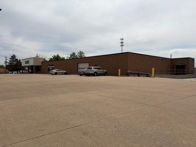 Commercial for sale in Davenport, Iowa