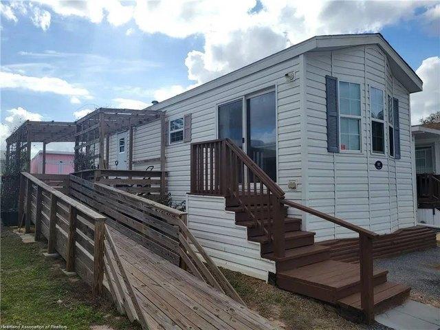 House for sale in Avon Park, Florida