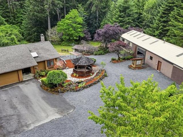 House for sale in Oregonia
