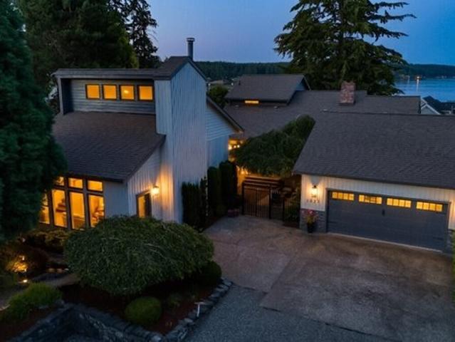 House for sale in Gig Harbor, Washington