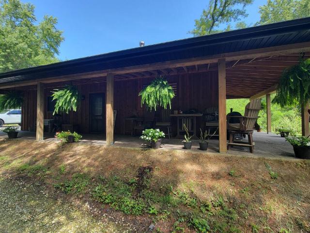 House for sale in Excello, Macon County
