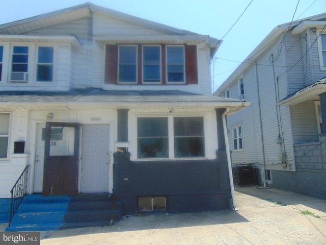 Townhouse for sale in Camden, New Jersey