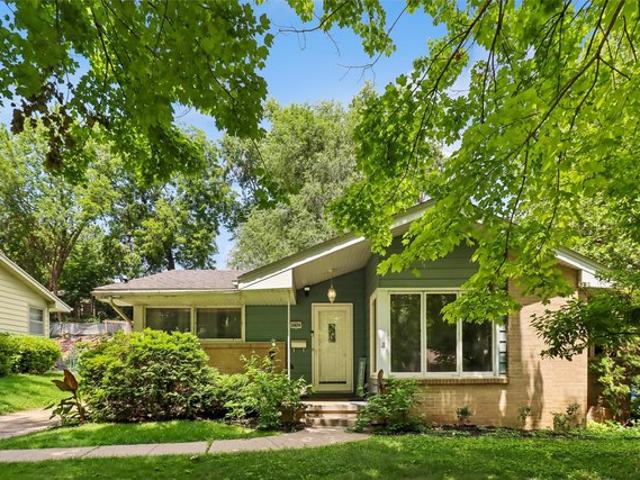 House for sale in Des Moines, Iowa