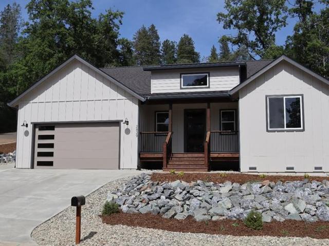 House for sale in Camino, California