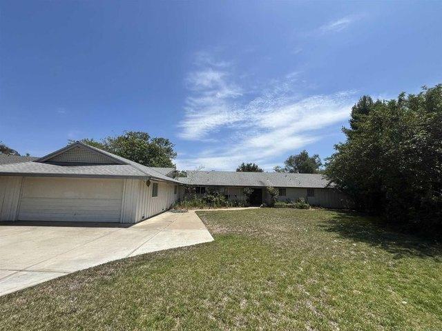 House for sale in Fallbrook, California