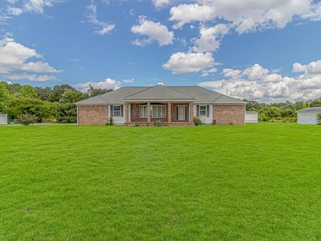 House for sale in Galivants Ferry, South Carolina