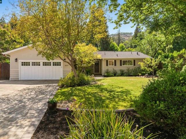 House for sale in Alamo, California