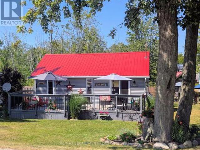 House for sale in Ontario