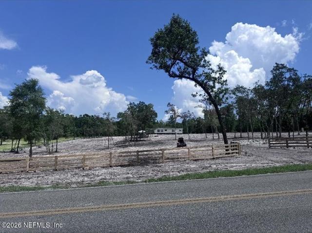 House for sale in Crescent City, Florida