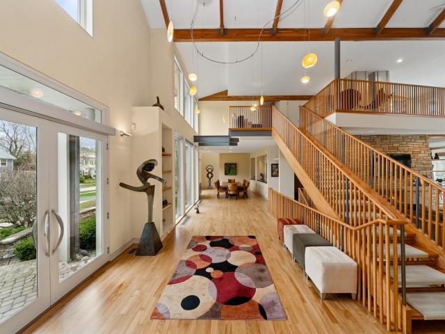 House for sale in Highland Park, Illinois